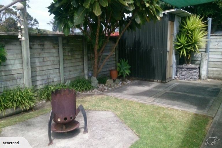 Photo of property in 75 Gillies Crescent, Waimarama, Havelock North, 4294