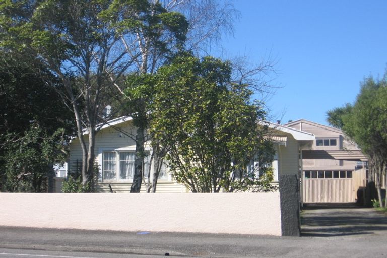 Photo of property in 135 Ngaumutawa Road, Masterton, 5810