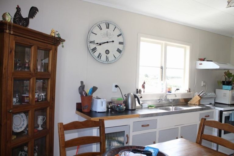 Photo of property in 57 Ladys Mile, Eltham, 4322