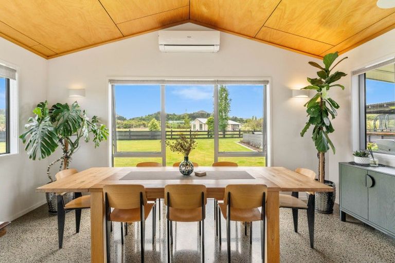 Photo of property in 19 Lacebark Drive, Kinloch, Taupo, 3377