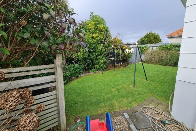 Photo of property in 2 Anzac Road, Gate Pa, Tauranga, 3112