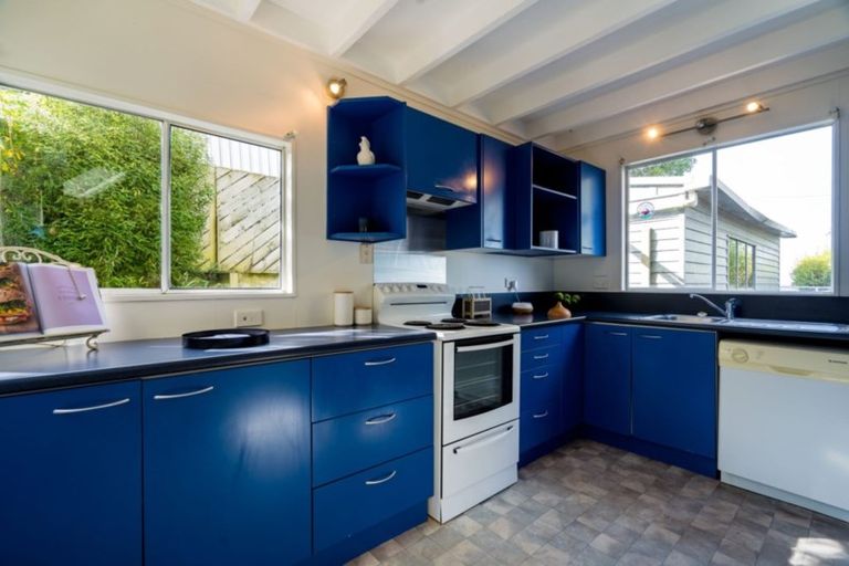 Photo of property in 21 Helensburgh Road, Halfway Bush, Dunedin, 9010