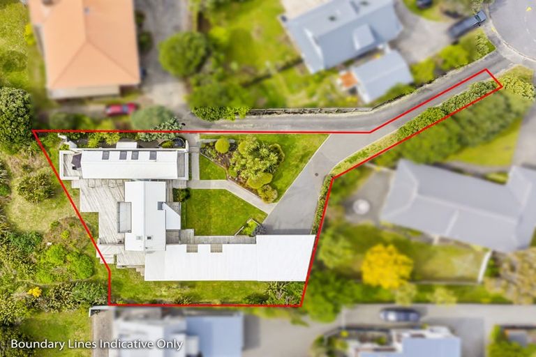 Photo of property in 5 Nuhaka Place, Paraparaumu Beach, Paraparaumu, 5032