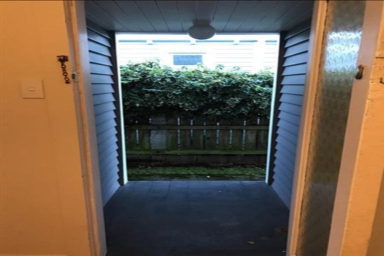 Photo of property in 88 Tukapa Street, Westown, New Plymouth, 4310