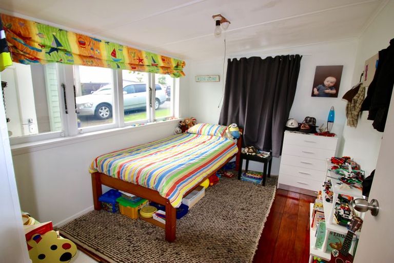 Photo of property in 18 Bay View Road, Raglan, 3225