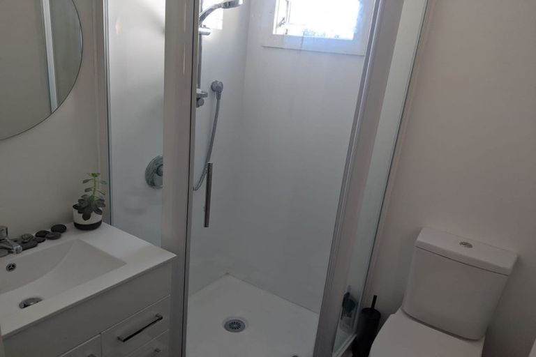 Photo of property in 9-9a Spencer Road, Hospital Hill, Napier, 4110