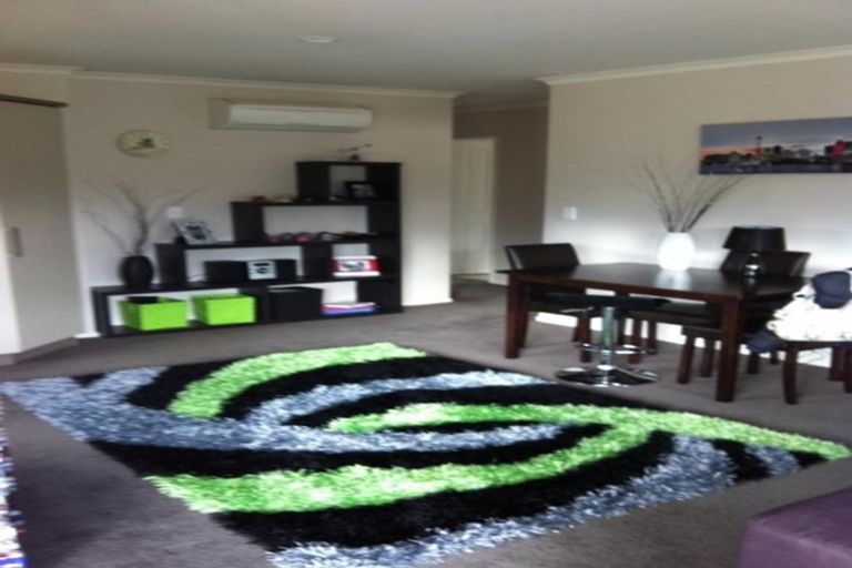 Photo of property in 15 Beaufort Close, Kingsley Heights, Upper Hutt, 5018