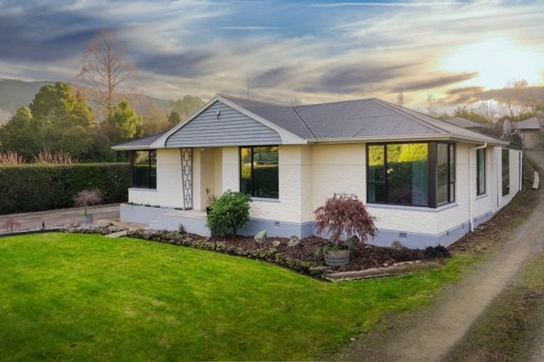 Photo of property in 6 Mortimer Street, Waimate, 7924