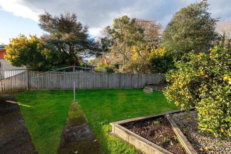 Photo of property in 2 Hector Place, Sunnybrook, Rotorua, 3015