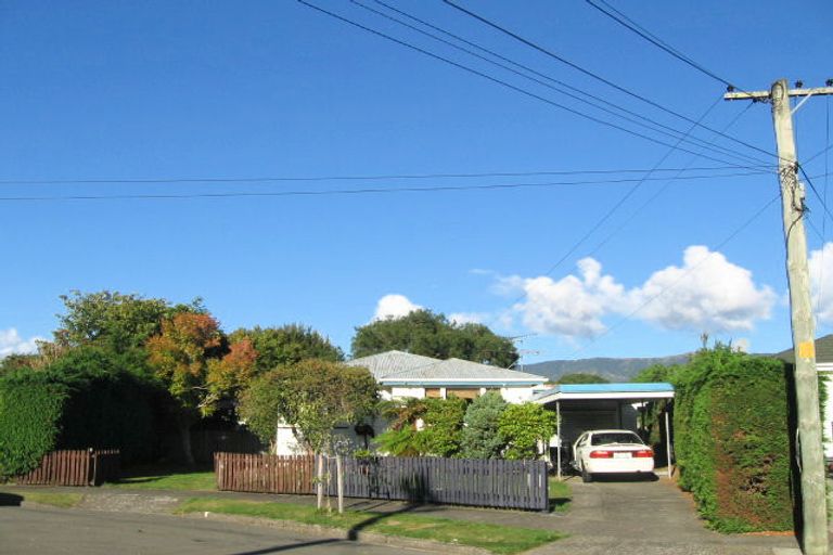 Photo of property in 8 Tui Grove, Elderslea, Upper Hutt, 5018