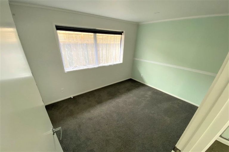 Photo of property in 6 Chisholm Place, Mangere East, Auckland, 2024