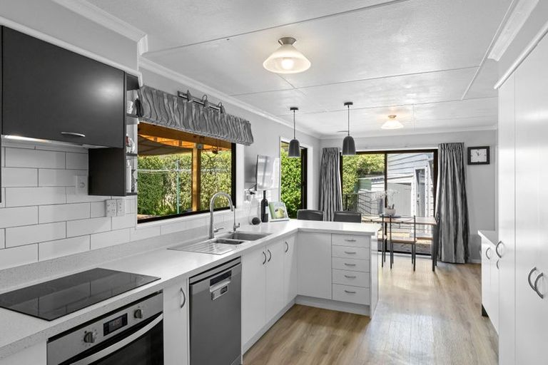 Photo of property in 14 Matipo Street, Levin, 5510