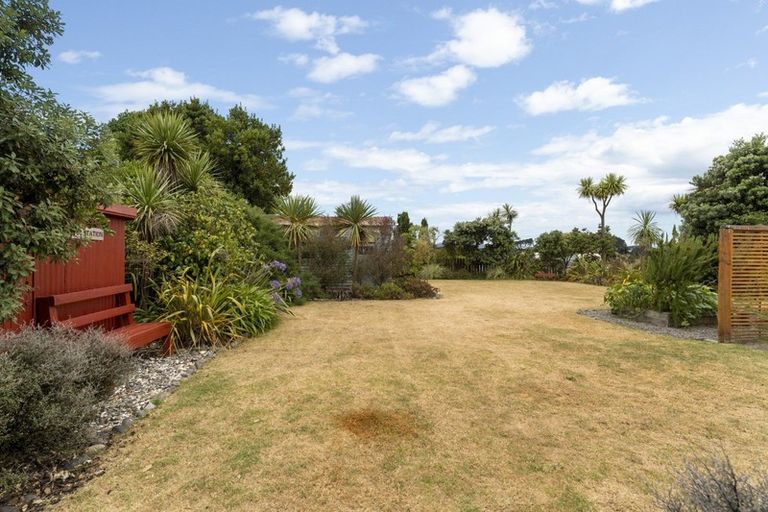 Photo of property in 48 Toi Street, Otaki Beach, Otaki, 5512