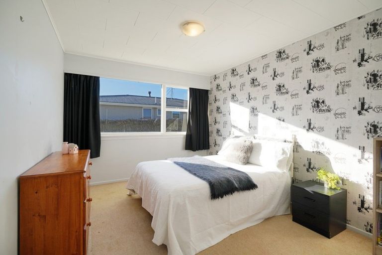 Photo of property in 28 Great North Road, Winton, 9720