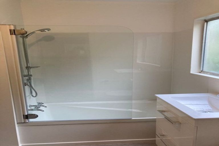 Photo of property in 9 Oldham Way, Crofton Downs, Wellington, 6035