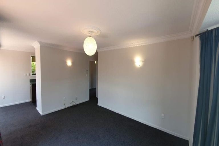 Photo of property in 1/18 Division Street, Riccarton, Christchurch, 8041