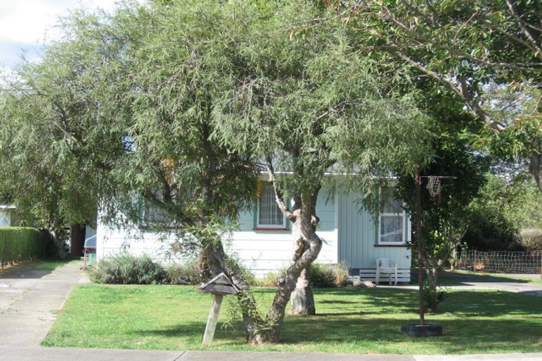 Photo of property in 6 Hector Grove, Trentham, Upper Hutt, 5018