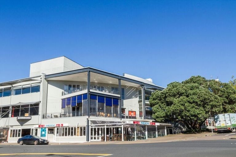 Photo of property in 5 Alison Avenue, Takapuna, Auckland, 0622