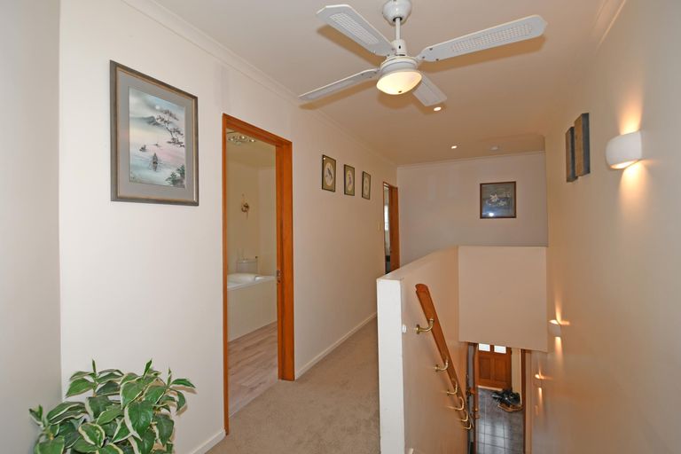 Photo of property in 5 Ngatira Place, Snells Beach, 0920