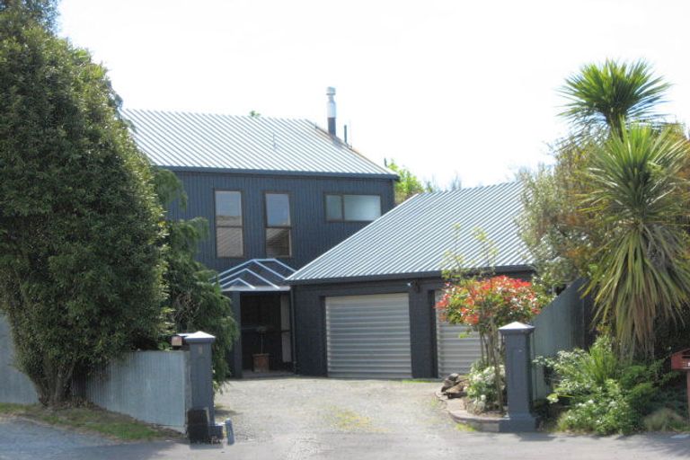 Photo of property in 9 Banks Place, Rangiora, 7400