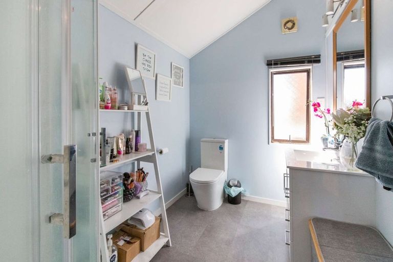 Photo of property in 366a Devonport Road, Tauranga South, Tauranga, 3112