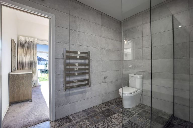 Photo of property in 12 Kelburn Place, Tinwald, Ashburton, 7700