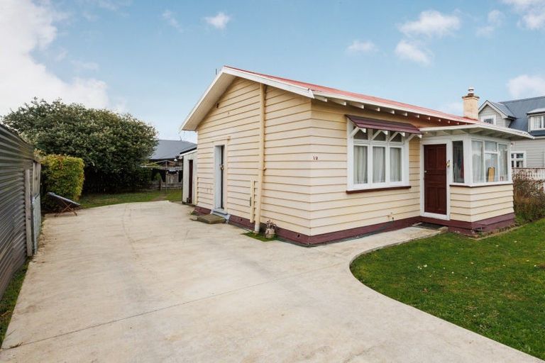 Photo of property in 12 Fitzroy Street, Terrace End, Palmerston North, 4410