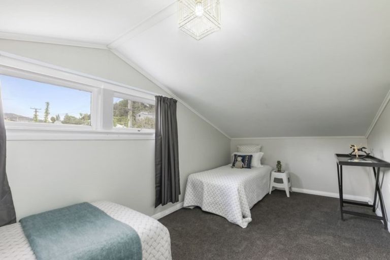 Photo of property in 171 George Street, Stokes Valley, Lower Hutt, 5019