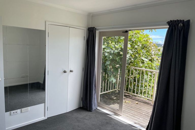 Photo of property in 1/4 Keeling Road, Henderson, Auckland, 0612