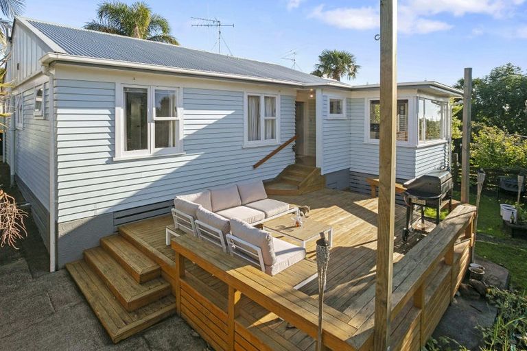 Photo of property in 215 Tony Avenue, Thames, 3500
