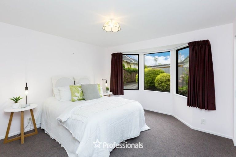 Photo of property in 2/36 Thackeray Street, Trentham, Upper Hutt, 5018