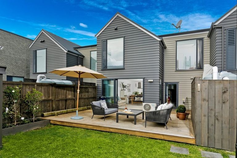 Photo of property in 12 Flounder Road, Hobsonville, Auckland, 0616