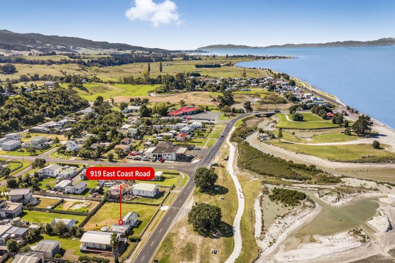 Photo of property in 919 East Coast Road, Kaiaua, Pokeno, 2473