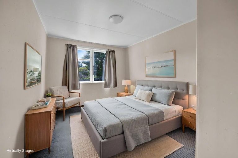 Photo of property in 12 Grenville Street, Marfell, New Plymouth, 4310