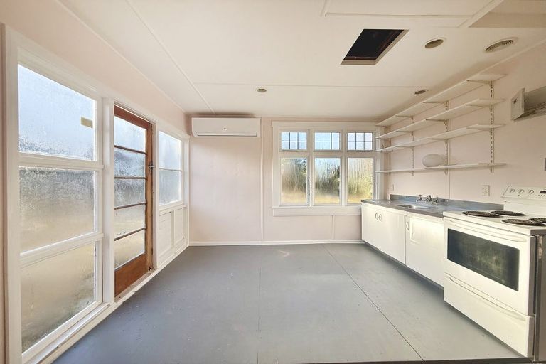 Photo of property in 30 Muri Street, Aramoana, Port Chalmers, 9082