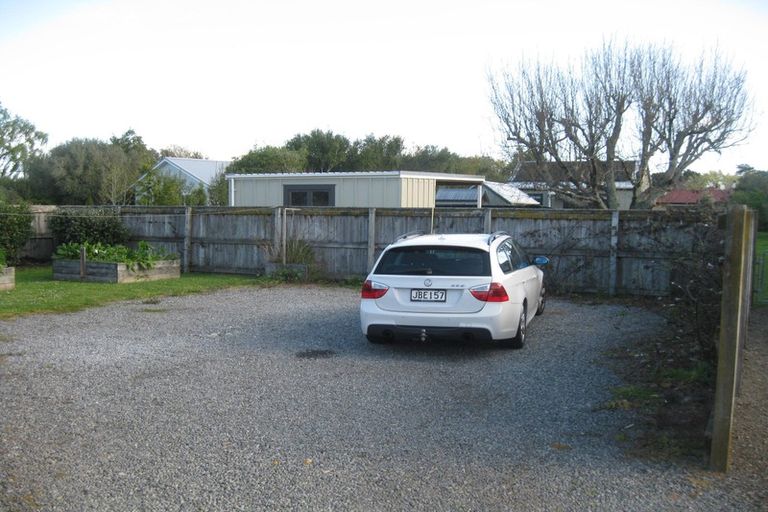 Photo of property in 14 Humphries Street, Greytown, 5712