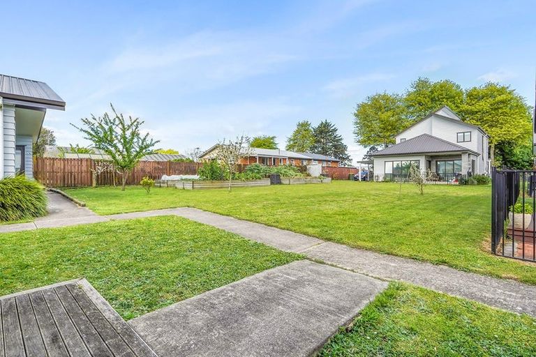 Photo of property in 2/4 Shakespeare Avenue, Enderley, Hamilton, 3214