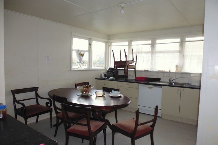 Photo of property in 15 Peterhead Avenue, Flaxmere, Hastings, 4120