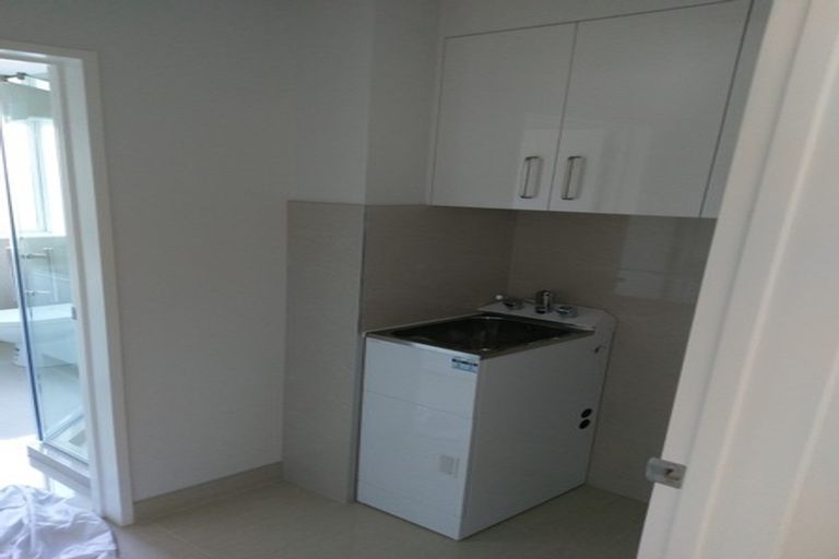 Photo of property in 163 Tiriwa Drive, Massey, Auckland, 0614