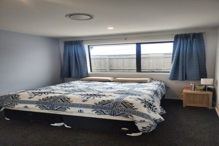 Photo of property in 33 Te Kanawa Lane, Rolleston, 7615