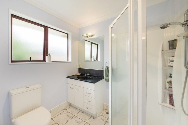 Photo of property in 10 Branigan Parade, Kelvin Grove, Palmerston North, 4414