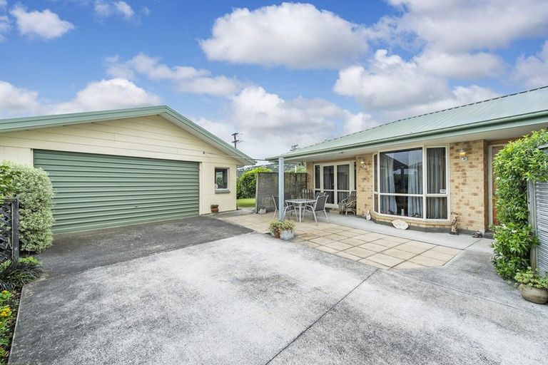 Photo of property in 68 Mauger Drive, Heathcote Valley, Christchurch, 8022