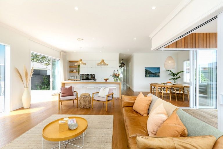 Photo of property in 161 Lemon Street, Strandon, New Plymouth, 4312