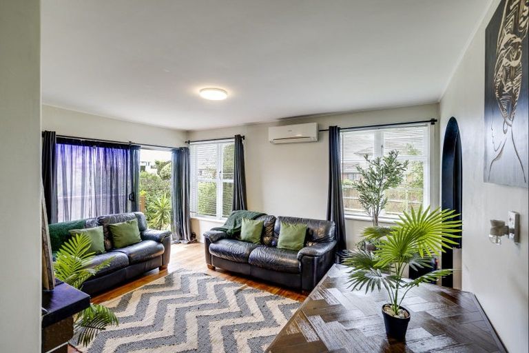 Photo of property in 115 Latham Street, Marewa, Napier, 4110