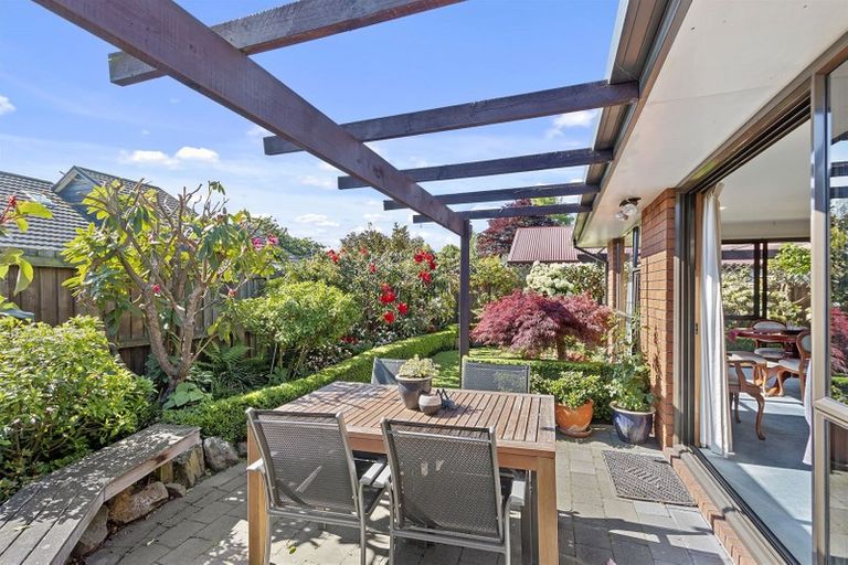 Photo of property in 64 Merrin Street, Avonhead, Christchurch, 8042