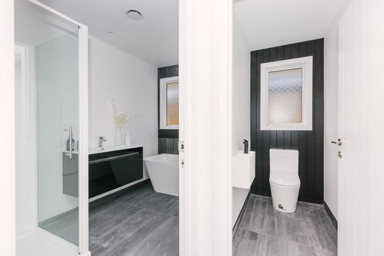 Photo of property in 42 Freedom Drive, Kelvin Grove, Palmerston North, 4414