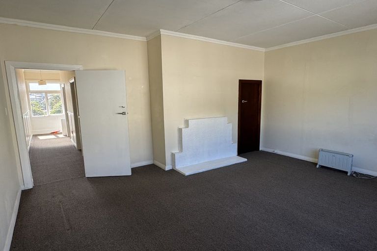 Photo of property in 26 Brougham Street, Mount Victoria, Wellington, 6011
