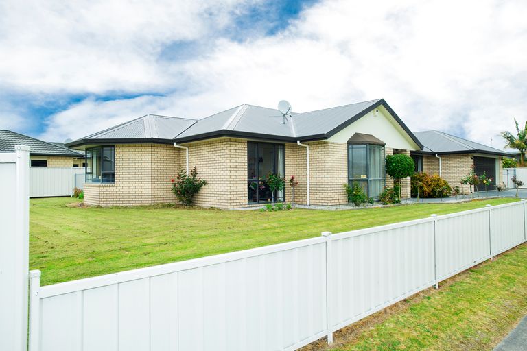Photo of property in 2 Roger Street, Lytton West, Gisborne, 4010
