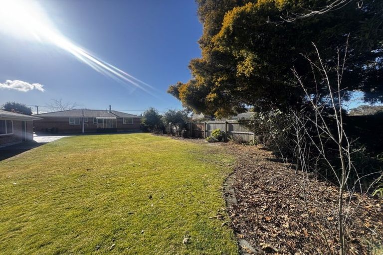 Photo of property in 493 Avonhead Road, Avonhead, Christchurch, 8042