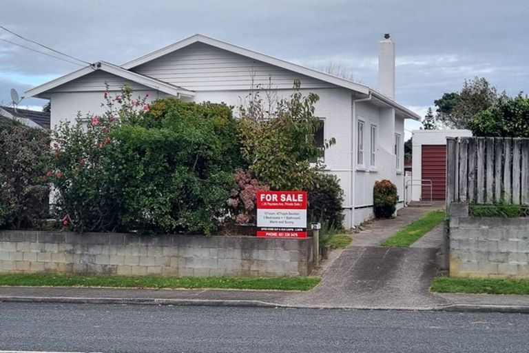 Photo of property in 26 Paynters Avenue, Strandon, New Plymouth, 4312